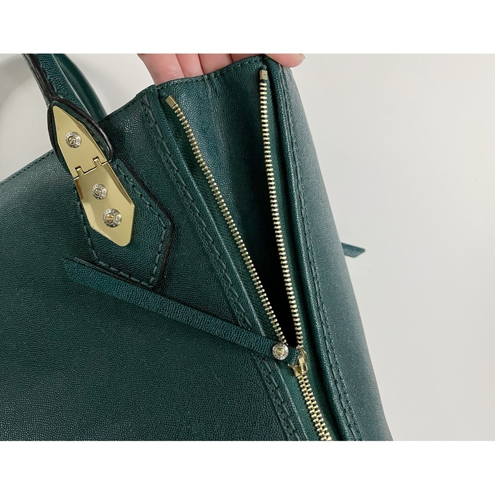 Henri Bendel • Rare Limited Edition Pebble Green A List Satchel - Picture 11 of 15